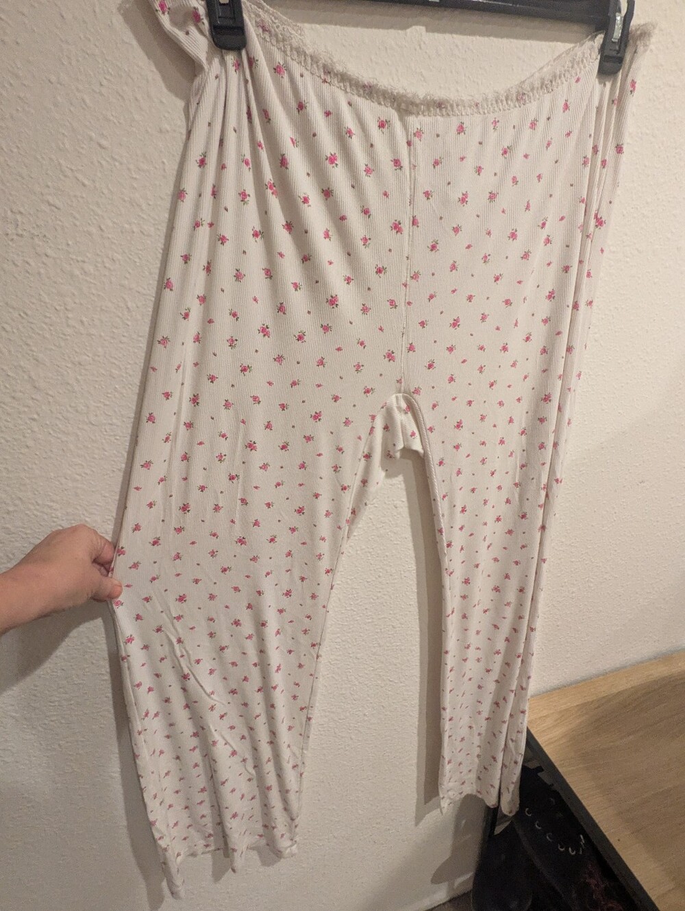 SKIMS White Floral Knit Lounge Pants - 4X